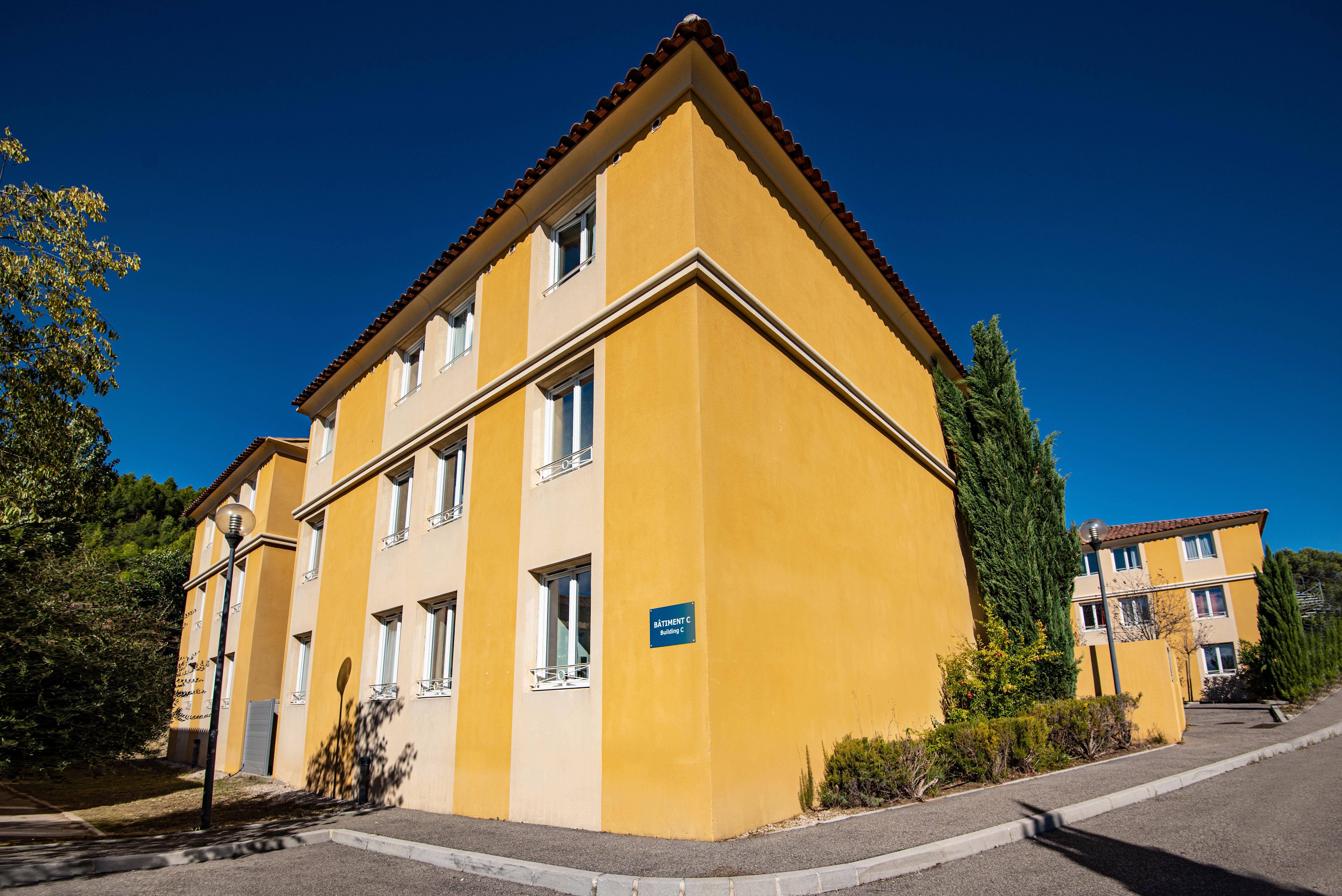 Comfort Aparthotel Aix Le Tholonet Екстериор снимка